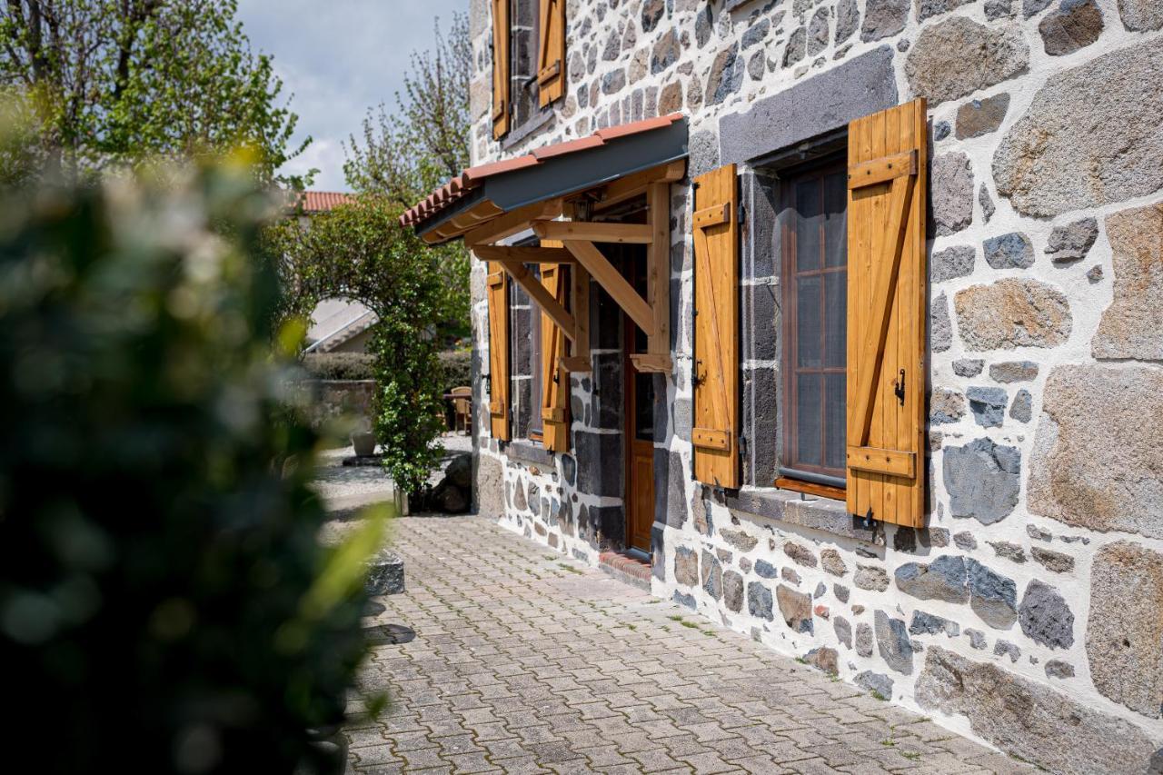 Maison D'Hote La Grange Aux Ayres Olloix Kültér fotó