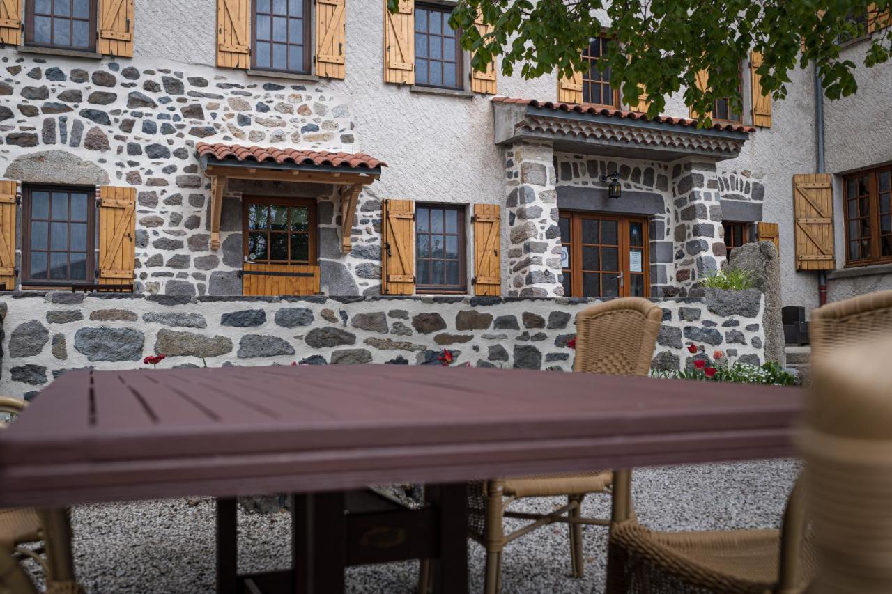 Maison D'Hote La Grange Aux Ayres Olloix Kültér fotó